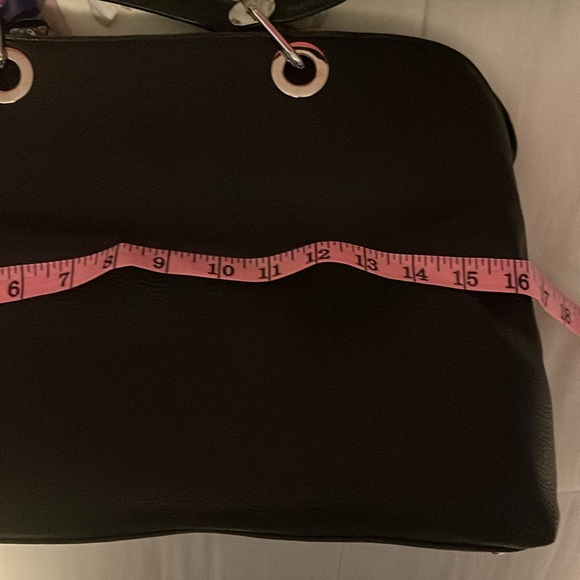 BNWT, Lily and Ivy large purse. - Picture 8 of 8